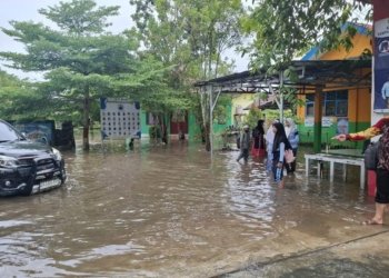 Akses Jalan Masuk ke Sekolah Terhambat, Mitigasi Banjir di IKP Melonggar