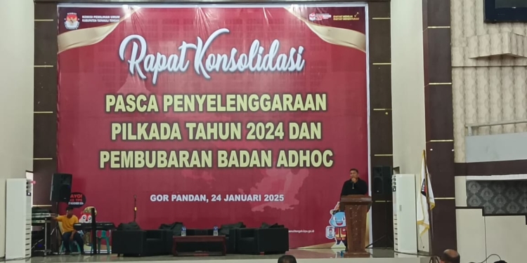 Akhiri Masa Kerja, KPU Tapteng Gelar Pembubaran 745 Panitia Penyelenggara Pemilu di Kecamatan
