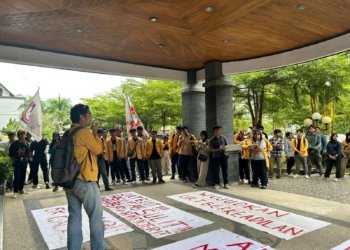 Rektor Unmul Dinilai Gagal Atasi Persoalan UKT yang Bebani Ekonomi Mahasiswa