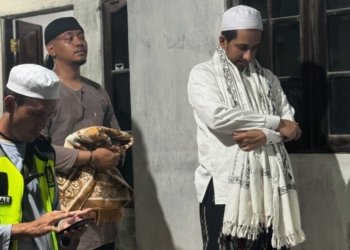 Habib Husein Jafar ke Sekumpul Ikut Rutinan Malam Senin