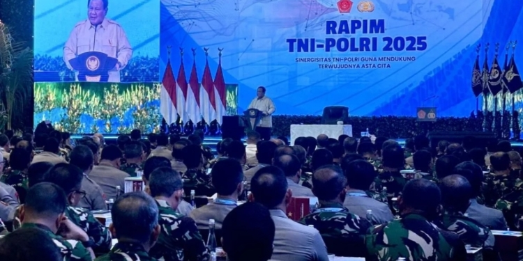 Presiden Prabowo Ingatkan TNI-Polri: Kuasa yang Diberikan Rakyat adalah Mandat