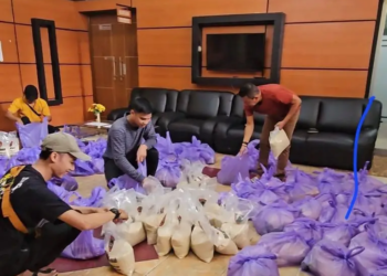 2 Ton Beras Untuk Masyarakat Terdampak Banjir Dari Pemprov Kalsel