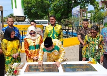 Bupati Resmikan Air Mancur Tugu Perjuangan dan Cafe-Resto SJA 309