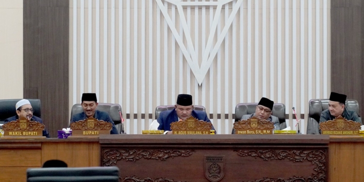 DPRD Kabupaten Banjar Gelar Rapat Paripurna Terkait Transisi Bupati dan Wakil Bupati