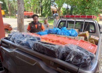 Puluhan Rumah Rusak Diterjang Angin Kencang, BPBD Banjar Salurkan Bantuan Logistik