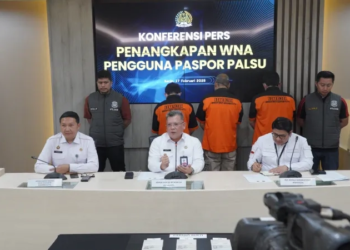 Coba Masuk Indonesia Gunakan Paspor Perancis, Imigrasi Amankan Tiga WN Pakistan