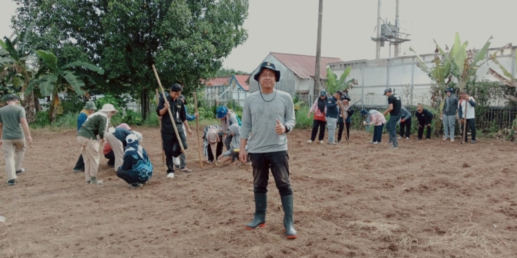 Dorong Produksi Pangan, BPP Karang Intan Tanam Padi Gogo dan Refugia di Lahan Milik Sendiri