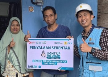 Light Up The Dream: Dari Donasi Pegawai PLN Untuk Pasang Listrik Gratis Bagi Masyarakat