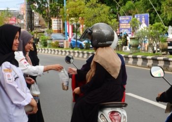 Semangat Berbagi di Bulan Ramadan, PMR se-Kabupaten Banjar Bagikan 1.000 Takjil dan Gelar Buka Puasa Bersama