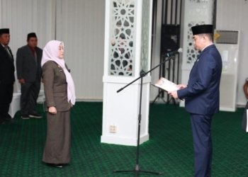 Dilantik di Tengah Malam, Yulian Herawati Resmi Jabat Plh Sekda Tanah Bumbu