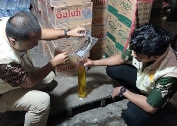 Jelang Lebaran, Polda Kalsel Gencar Lakukan Pengecekan Minyakita di Banjarmasin