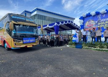 Mudik Gratis, Polda Kalsel Berangkatkan 400 Orang Pemudik