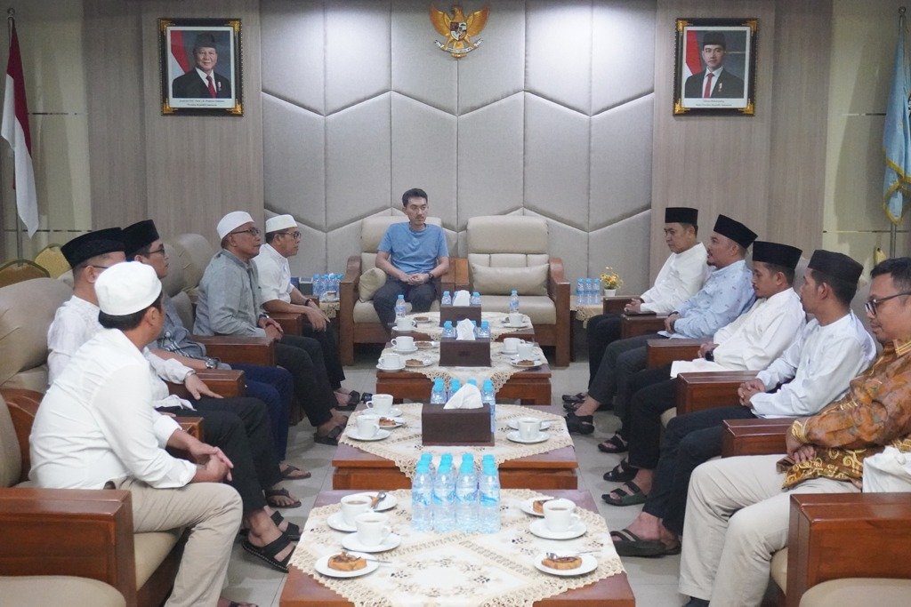 Bupati Banjar Terima Audiensi KPU dan Bawaslu, Bahas Laporan Pilkada dan Kelebihan Dana Hibah