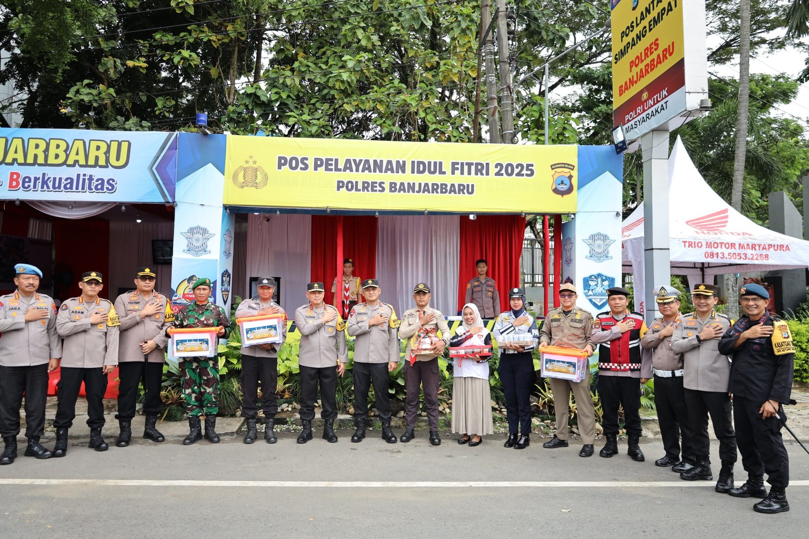 Kapolda Kalsel Sidak Pos Pengamanan Operasi Ketupat Intan 2025, Pastikan Mudik Aman dan Nyaman