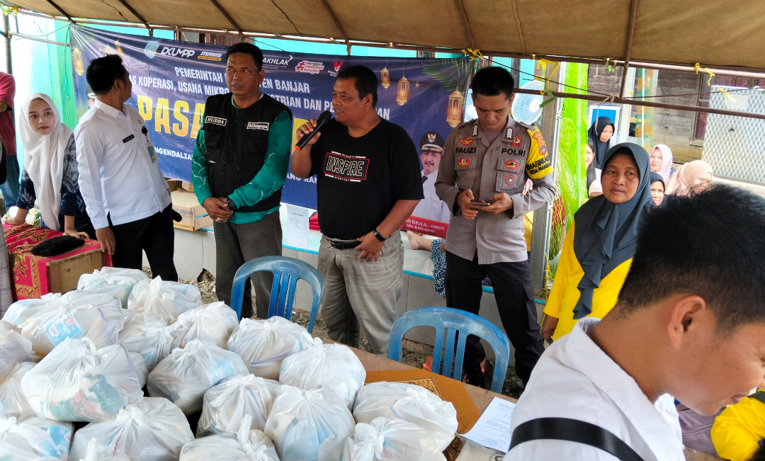 Hari Kelima Ramadan, Pasar Murah di Desa Paramasan Bawah Diserbu Warga