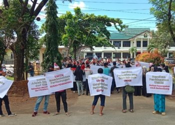 Diduga Dikriminalisasi, Mass Seruduk PN Banjarbaru Tuntut Keadilan Pelaku UMKM