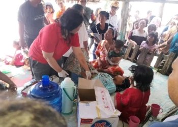 Dramatis, Empat Anak Nyaris Tenggelam di Pantai Binasi, Warga Berjuang Selamatkan Nyawa Mereka