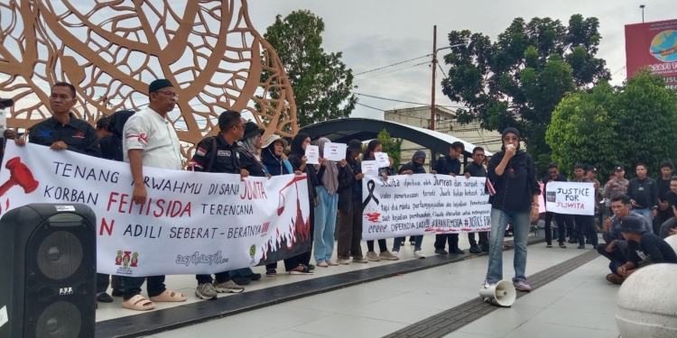 Gelar Aksi Solidaritas, Ratusan Massa Desak Keadilan untuk Juwita