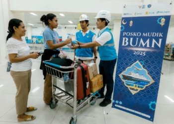 Kisah Petugas PLN Siaga Layani Masyarakat di Posko Mudik BUMN