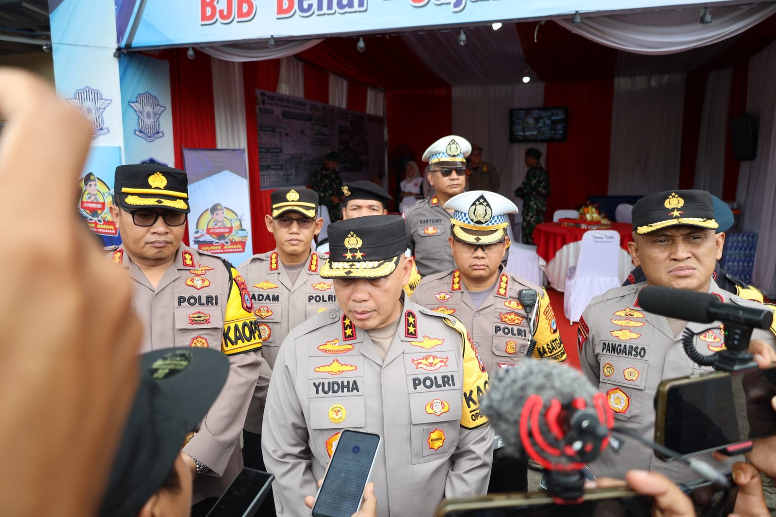 Puncak Arus Balik Lebaran 2025, Kapolda Kalsel Ajak Warga Waspada dan Tertib Berkendara