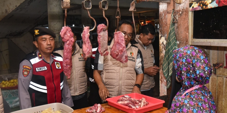 Satgas Pangan Polda Kalsel Gelar Pengecekan Bapokting Minyak Goreng Merek “Minyakita”