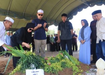 Penuh Suasana Haru, Dandim 1006/Banjar Hadiri Pemakaman Istri Kasdim, Sampaikan Belasungkawa Mendalam