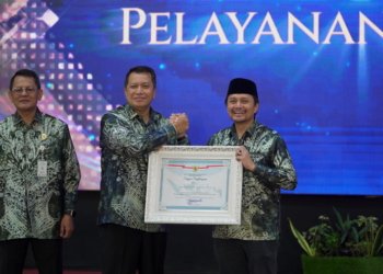 Satu Dari Empat Provinsi Terbaik, Pemprov Kalsel Terima Penghargaan Pelayanan Publik Predikat PRIMA Dari Kemenpan RB