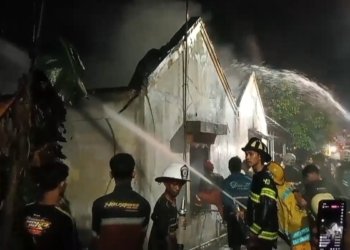 Kebakaran Hanguskan Satu Buah Rumah Warga, Kerugian Ditaksir Ratusan Juta