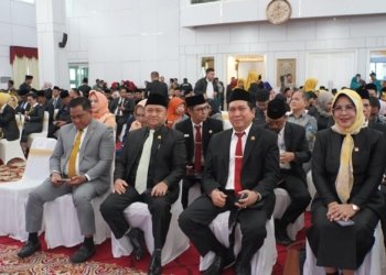 Infrastruktur dan Pariwisata Dikuatkan, Pimpinan dan Anggota DPRD Kaltim Hadiri Pelantikan Bupati dan Wakil Bupati Berau