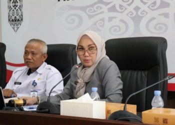 Sekretaris DPRD Kaltim: Etos Kerja dan Tertib Administrasi dalam Rapat Bersama Staf Sekretariat
