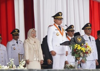 Syahariah Mas’ud Hadiri Upacara Peringatan Hari Otonomi Daerah XXIX Tahun 2025 di Balikpapan
