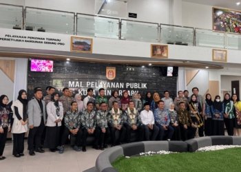 Masyarakat Terlayani dengan Nyata, Wamen PAN-RB Terkesan Saat Tinjau MPP Banjarbaru Bersama Wagub Hasnuryad
