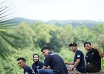 Yuk Habiskan Akhir Pekan di Villa Akung! Sunset Terbaik di Mandiangin