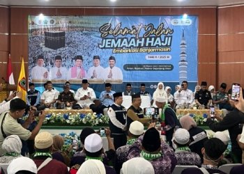 Imigrasi Banjarmasin Layani Keberangkatan Kloter Pertama Jemaah Haji 2025 Embarkasi Banjarmasin