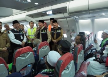 Gubernur dan Wagub Kalsel Lepas Jemaah Calon Haji