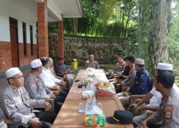 Kapolres Banjar AKBP Dr. Fadli Lakukan Kunjungan Silaturahmi ke Tokoh Agama Habib Ali Hinduan