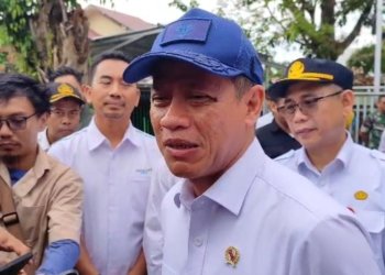 Menteri LHK Tinjau Bank Sampah Sekumpul dan TPA Cahaya Kencana: Target Nasional Kelola Sampah 100% di 2029