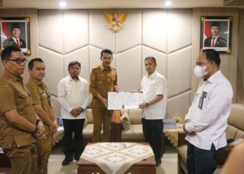 Pemkab Banjar dan Kementerian PUPR Teken Hibah Jalan Nasional: Dukung Pembangunan Infrastruktur 19 Km di Pingaran-Kahelaan