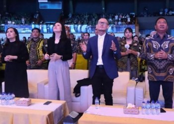 Ekti Imanuel Hadiri Ibadah KKR Perayaan 25 Tahun LPADKT, Tegaskan Pentingnya Kebangkitan Rohani Umat Kristiani