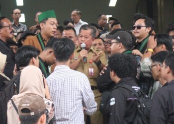 HMI Samarinda Gelar Aksi Evaluasi 100 Hari Andi Harun–Saefuddin, Soroti Isu Banjir hingga Longsor Terowongan