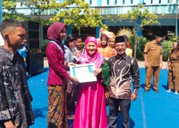 Tangis Haru Warnai Perpisahan 290 Siswa SMP Negeri 1 Sibolga: “Selesai Bukan Usai”