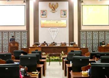 DPRD Banjar Gelar Paripurna, Bupati Sampaikan Pertanggungjawaban APBD 2024 dan Bentuk Pansus RPJMD 2025-2029