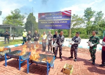 Lanal Kotabaru Musnahkan 35.200 Batang Rokok Ilegal, Terhubung Langsung dengan Batam Saat Pemusnahan Sabu 2 Ton