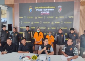 Sebar Video Asusila Sesama Jenis, Dua Pria Diciduk Polisi di Tanah Bumbu