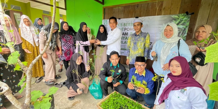 DPC PKB Kabupaten Banjar Bagikan ribuan Bibit Pohon dan Sayur di Martapura Barat, Simbol Komitmen Hijau Sambut Harlah ke-27
