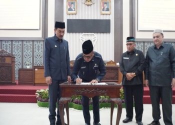 Rapat Paripurna DPRD Banjar: Realisasi Pendapatan 2024 Tembus 113 Persen, Pemkab Siapkan Penyesuaian APBD 2025