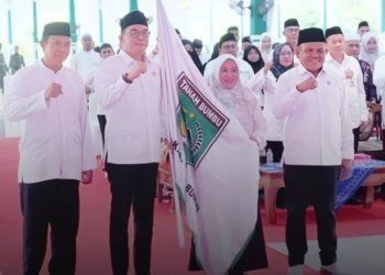 Wakil Ketua I DPRD Tanah Bumbu Hadiri Acara Pelepasan Kafilah MTQN ke 36