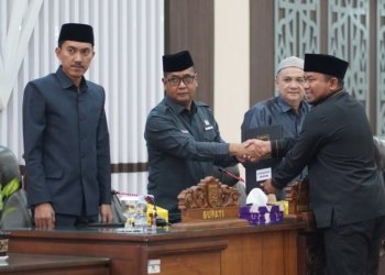 Rapat Paripurna DPRD Banjar Bahas Perubahan APBD 2025, Seluruh Fraksi Sepakat Lanjutkan Pembahasan