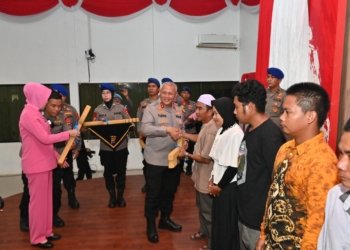 Polda Kalsel Serahkan 100 Unit Rumah di Balangan, Total 327 Unit Sedang Dikerjakan di Seluruh Kalsel