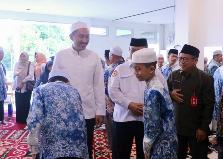 Bupati Kabupaten Banjar H Saidi Mansyur Sambangi Pemondokan Kafilah MTQ Kalsel